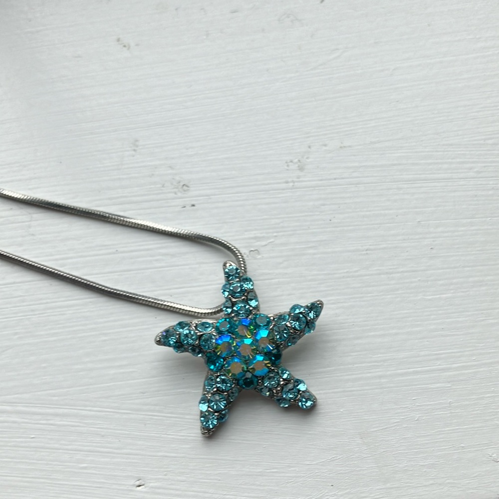 Starfish, crystal necklace